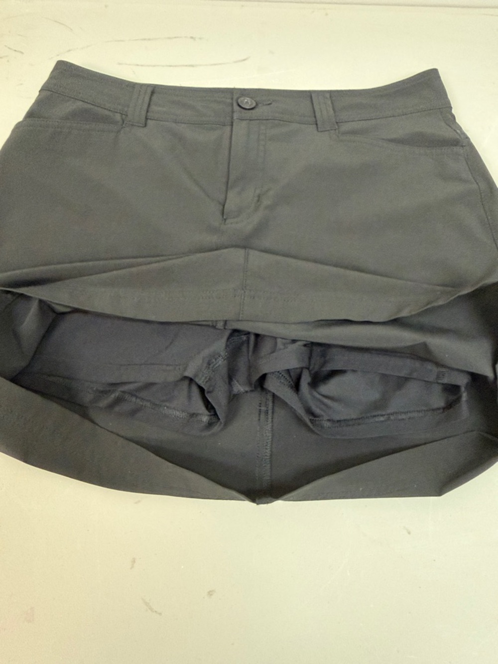 Eddie Bauer Black Women's Skirt Skort Sz 4! - Picture 2 of 7